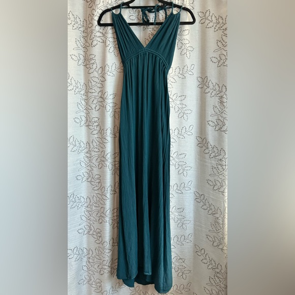 Love Stitch Dresses & Skirts - Lovestitch - Never worn, Teal Maxi dress. Size Large.